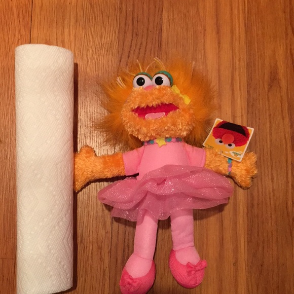 sesame street zoe plush toy